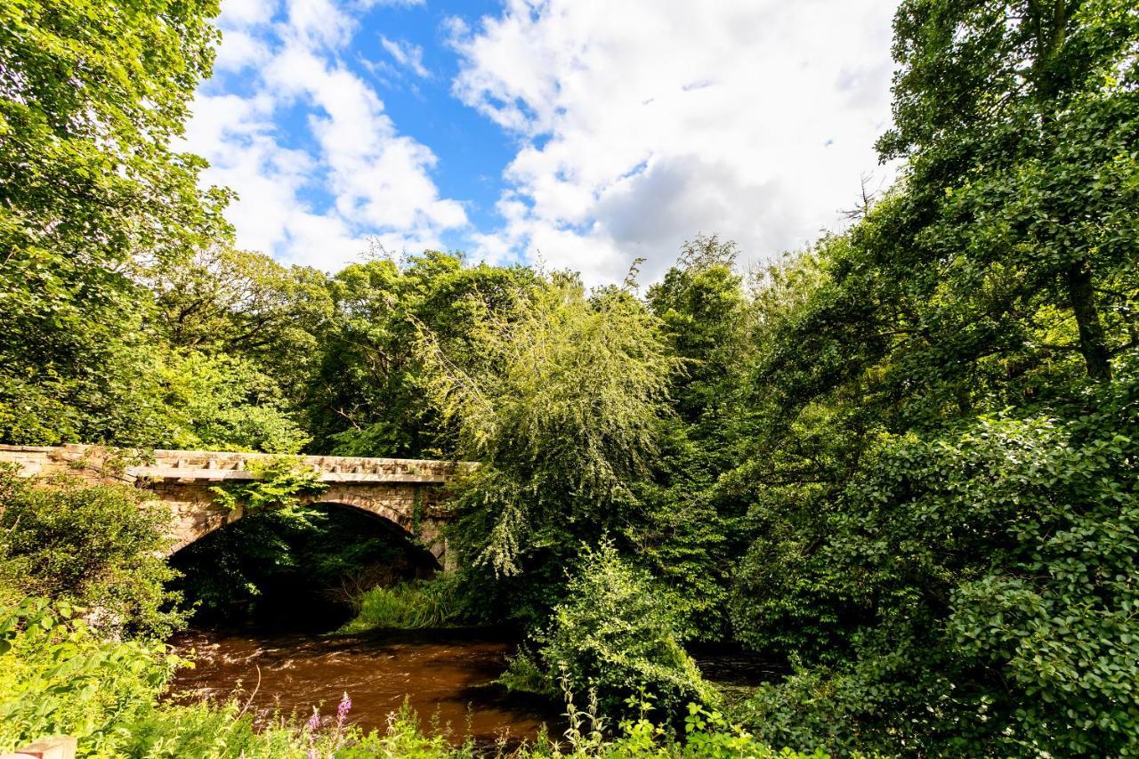 Dalhousie Castle Hotel Bonnyrigg Dış mekan fotoğraf