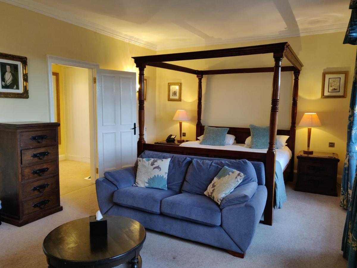 Dalhousie Castle Hotel Bonnyrigg Dış mekan fotoğraf
